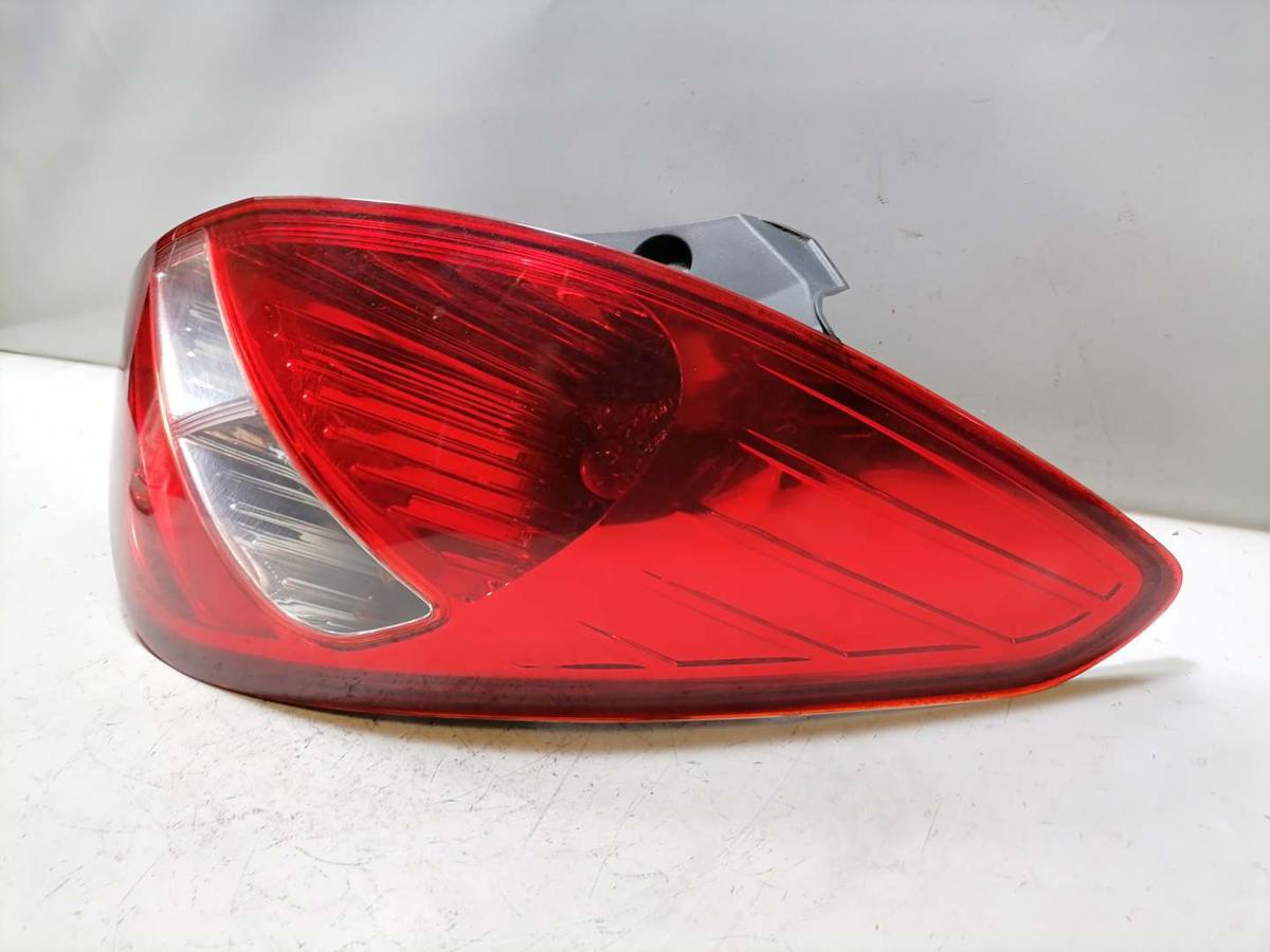 Hyundai I20 original Rücklicht Rückleuchte Schlussleuchte rechts Bj.2009